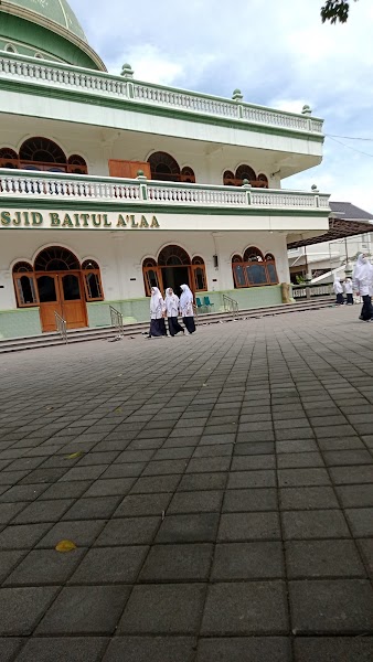 Ponpes Darul Karomah Gandekan Jebres Surakarta yang ada di Kota Surakarta